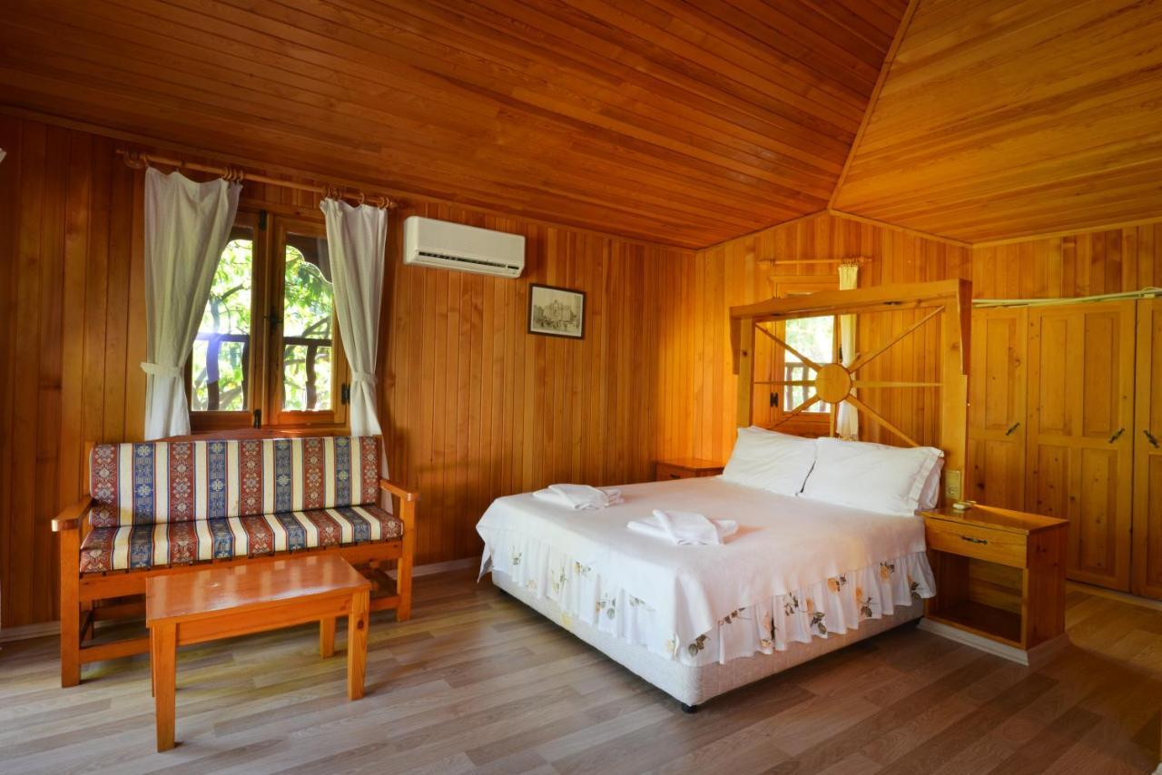 Arcadia Hotel Çıralı Buitenkant foto
