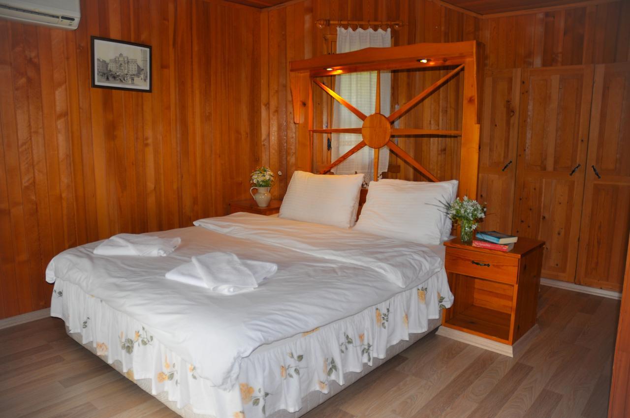 Arcadia Hotel Çıralı Buitenkant foto