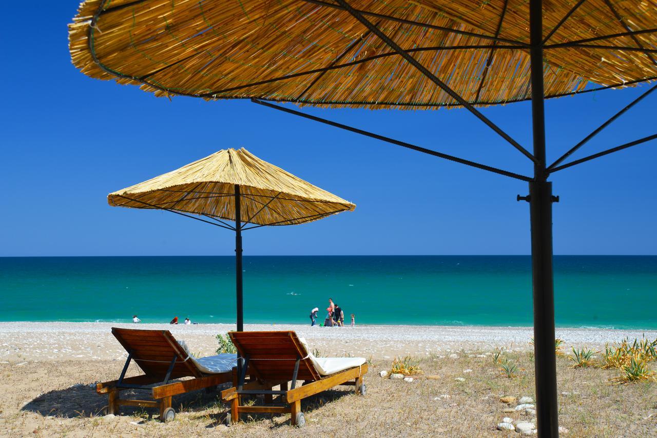 Arcadia Hotel Çıralı Buitenkant foto